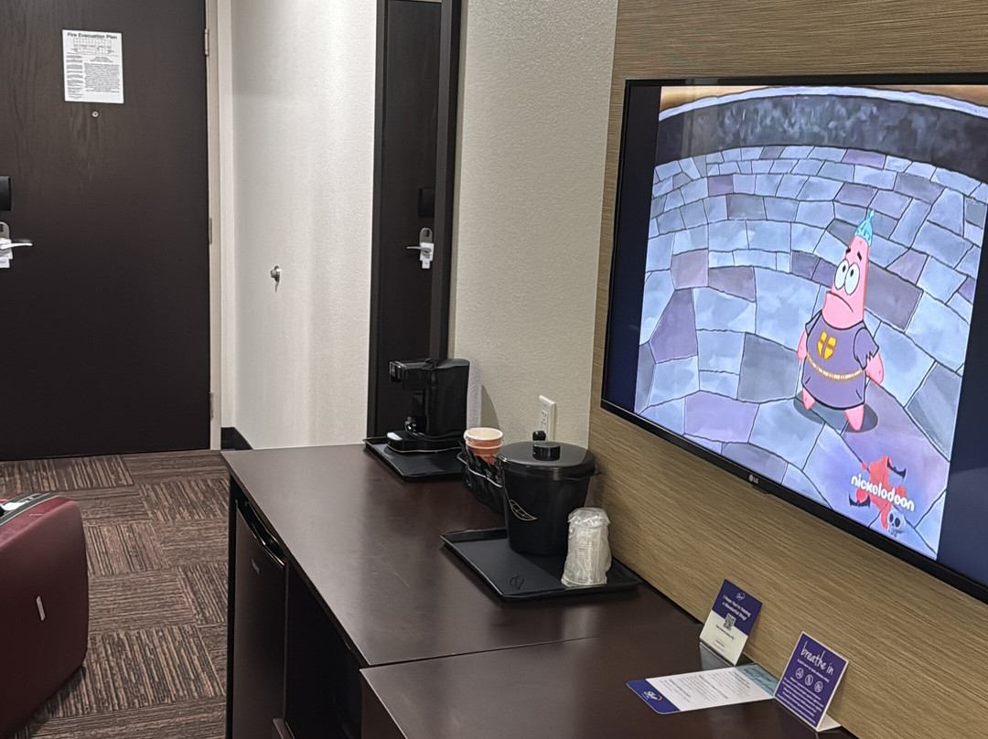 艾伦伯勒高速公路50号舒眠酒店主图