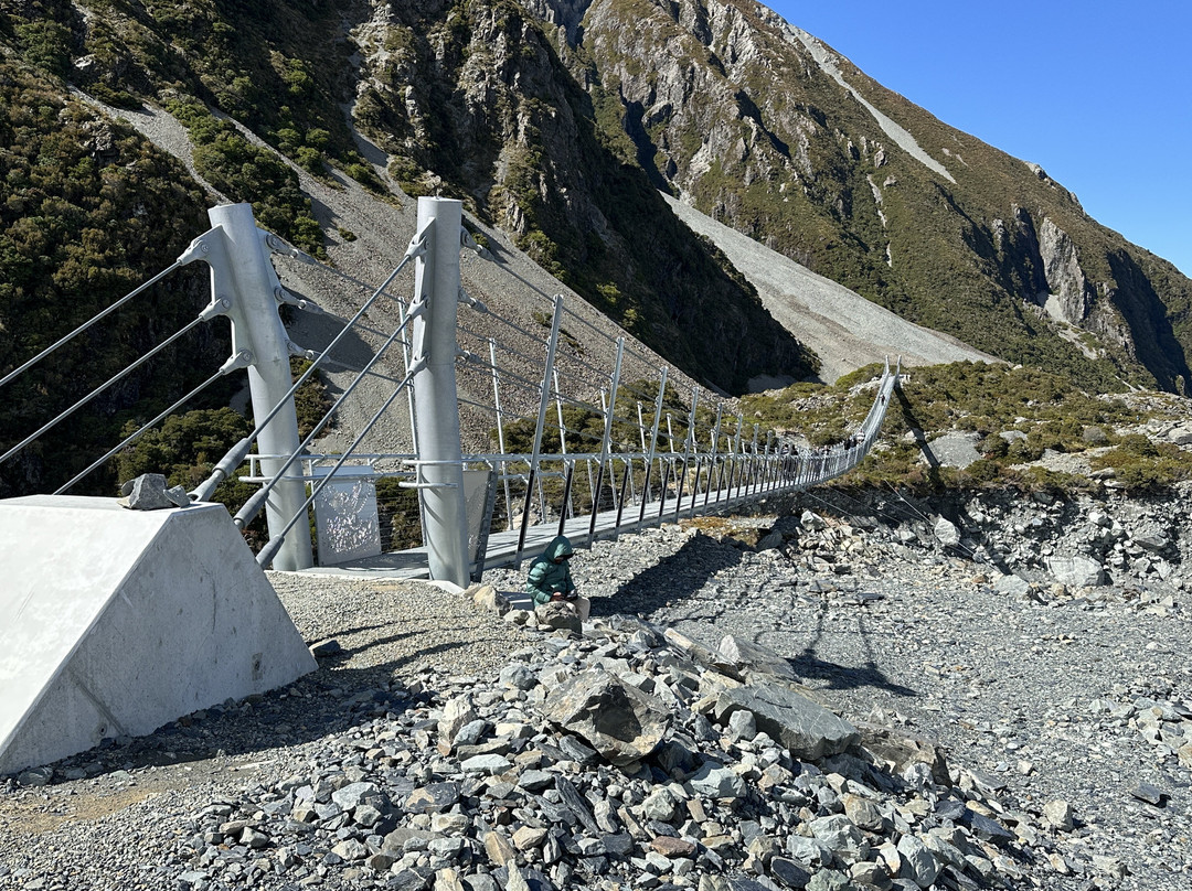 Hooker Valley bridge