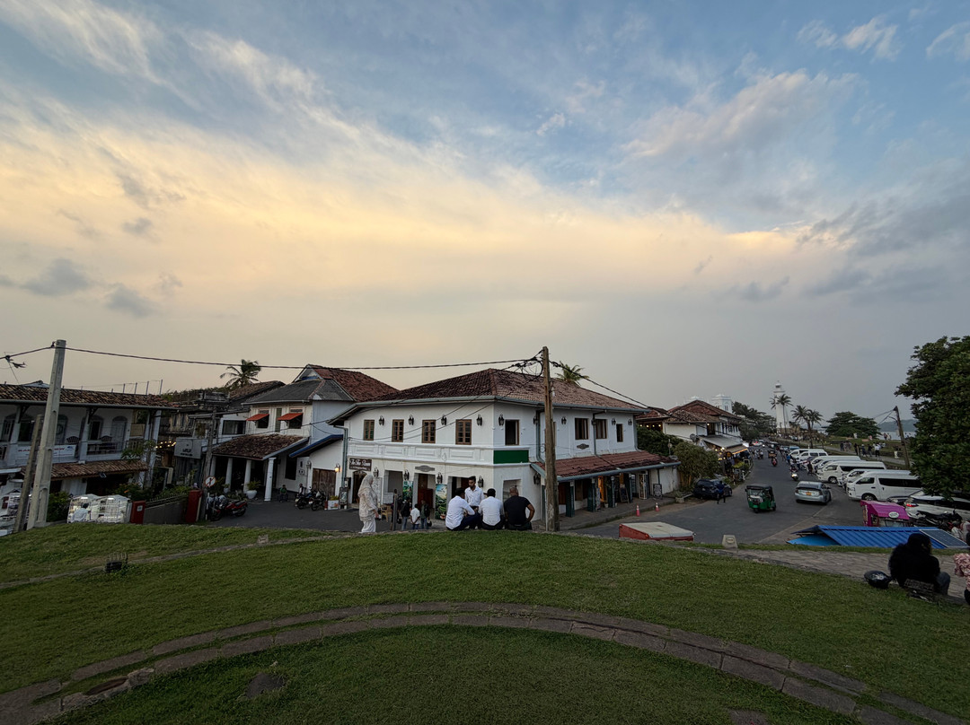 Indunil tours Sri Lanka-Deniyaya必去景点