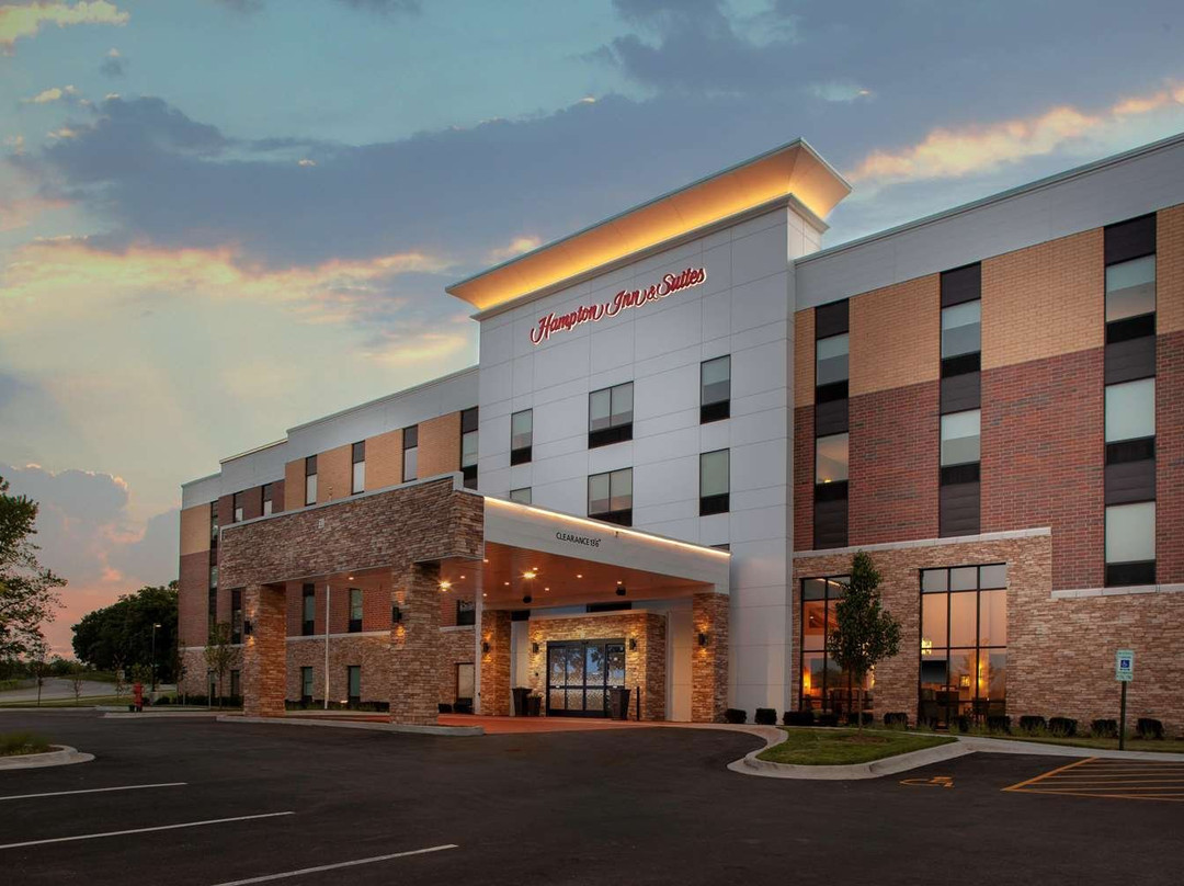 Hampton Inn & Suites Chicago Burr Ridge主图