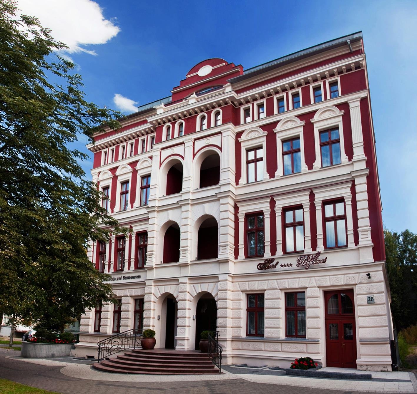 Hotel Dyplomat-官方