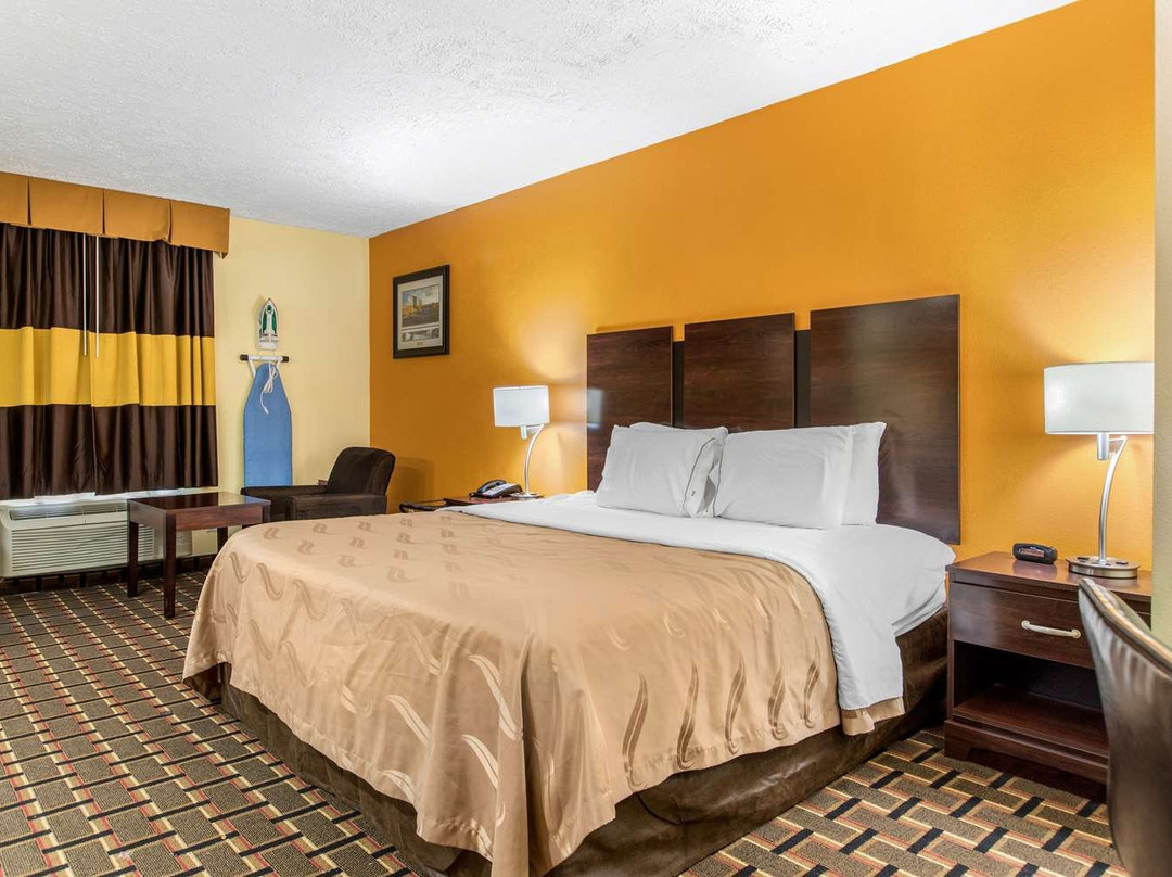Quality Inn Grand Rapids Near Downtown主图