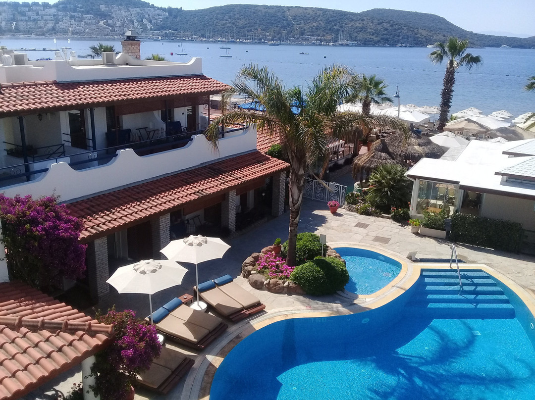 Uz Han Otel