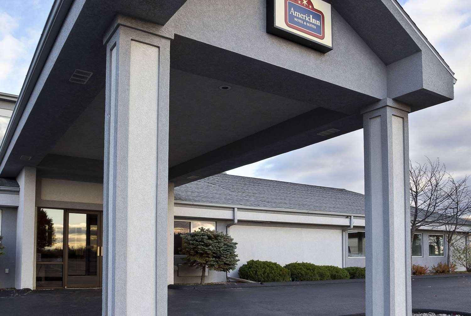 AmericInn by Wyndham Bay City-官方
