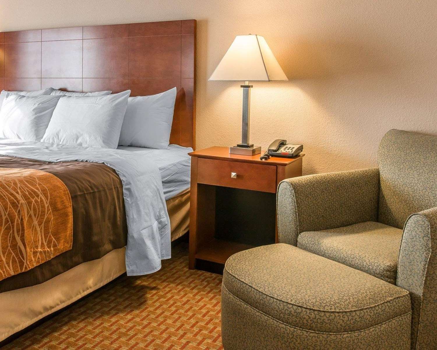 Quality Inn Near Interstate I94-官方