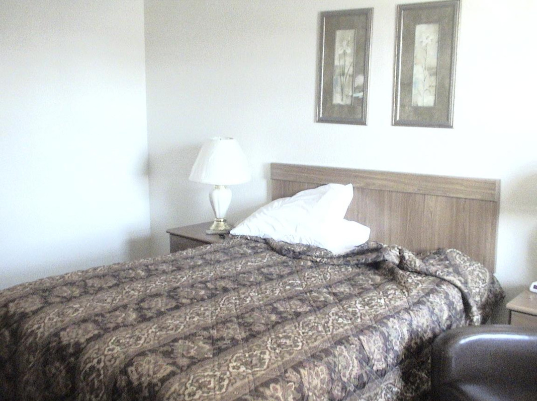 All Seasons Inn Motel And RV Park