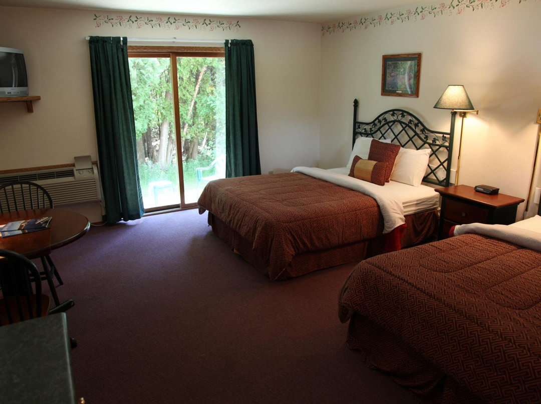 Baileys Harbor酒店住宿-Baileys Harbor Ridges Inn & Suites