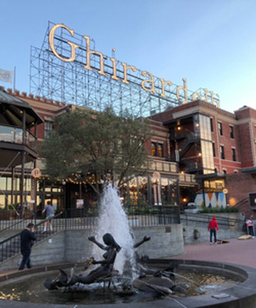 哥罗多利广场景点门票图片