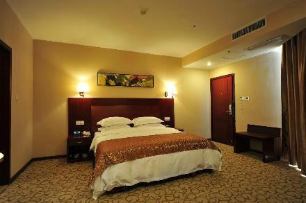 紫鑫泰翔酒店主图