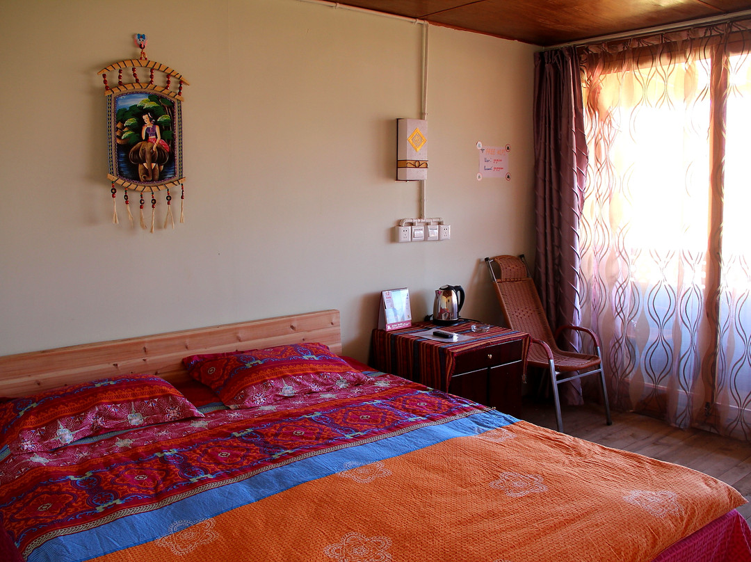 盐源县酒店住宿-呀呀嗦客栈 