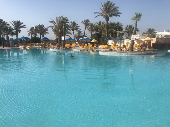 莱科杰尔巴酒店主图