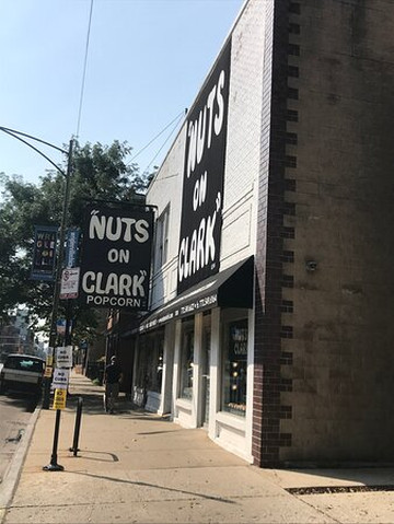 Nuts on Clark-芝加哥必去景点