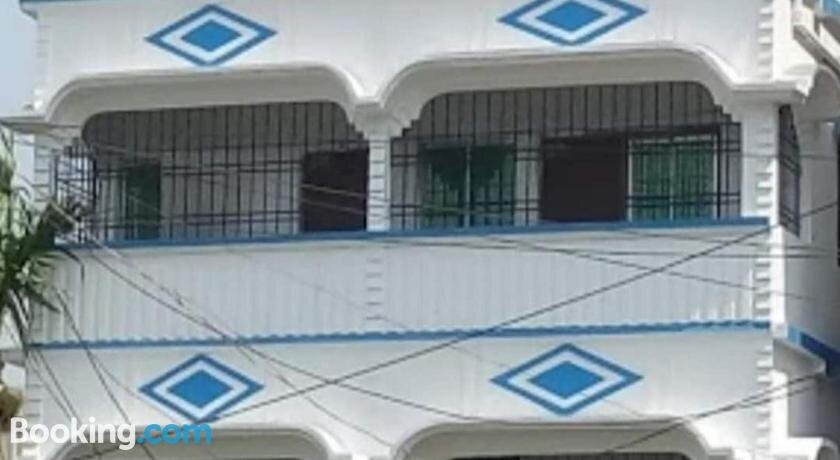 POP 84032 Hotel Yubaraj