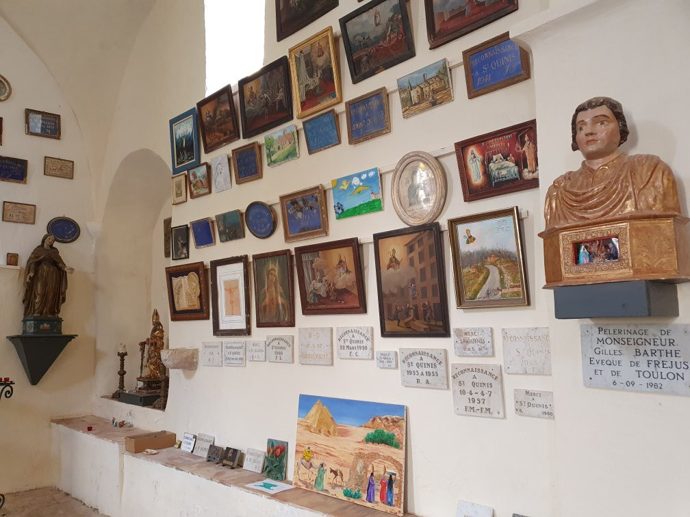 Chapelle Saint-Quinis景点图片
