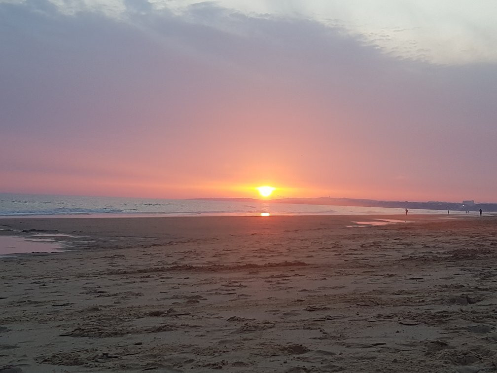 Praia da Rocha Baixinha-阿尔布赞拉必去景点