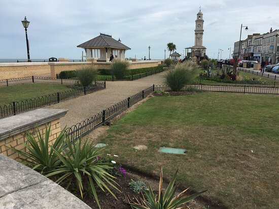 Tower Gardens, Promenade and Play Area景点图片