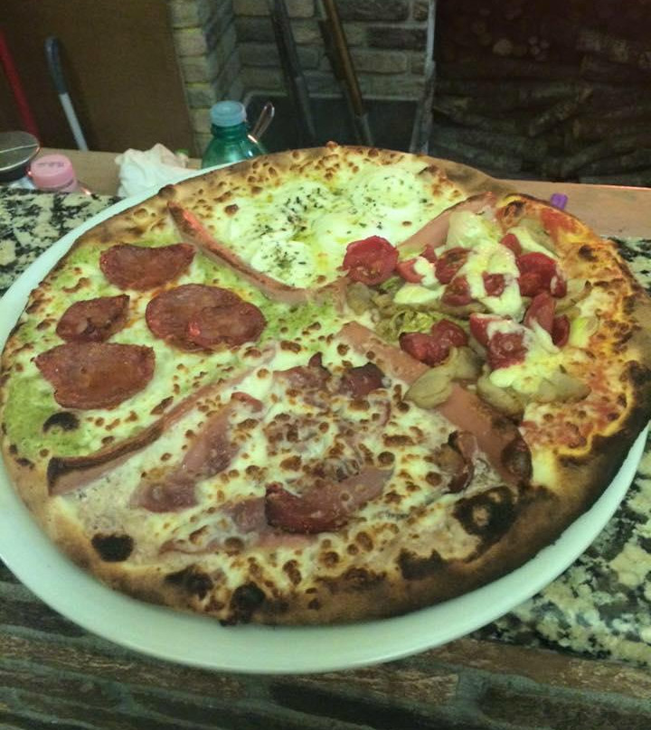 Sant'Agata di Puglia餐馆和美食-Pizzeria Agatone