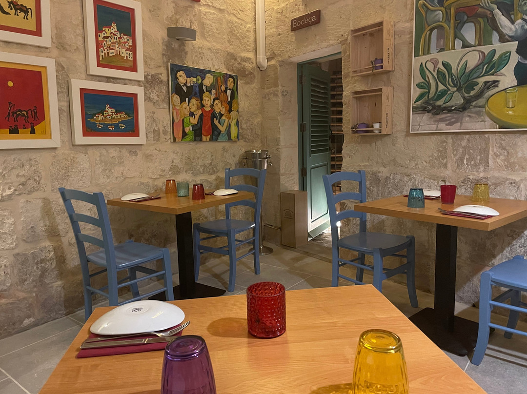 Gharghur餐馆和美食-Cent Anni