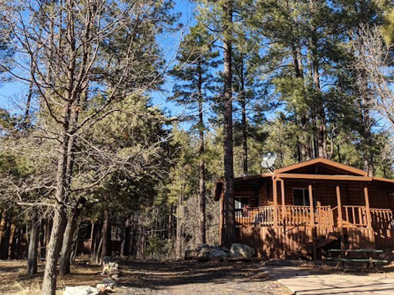 Cabins At Creekside