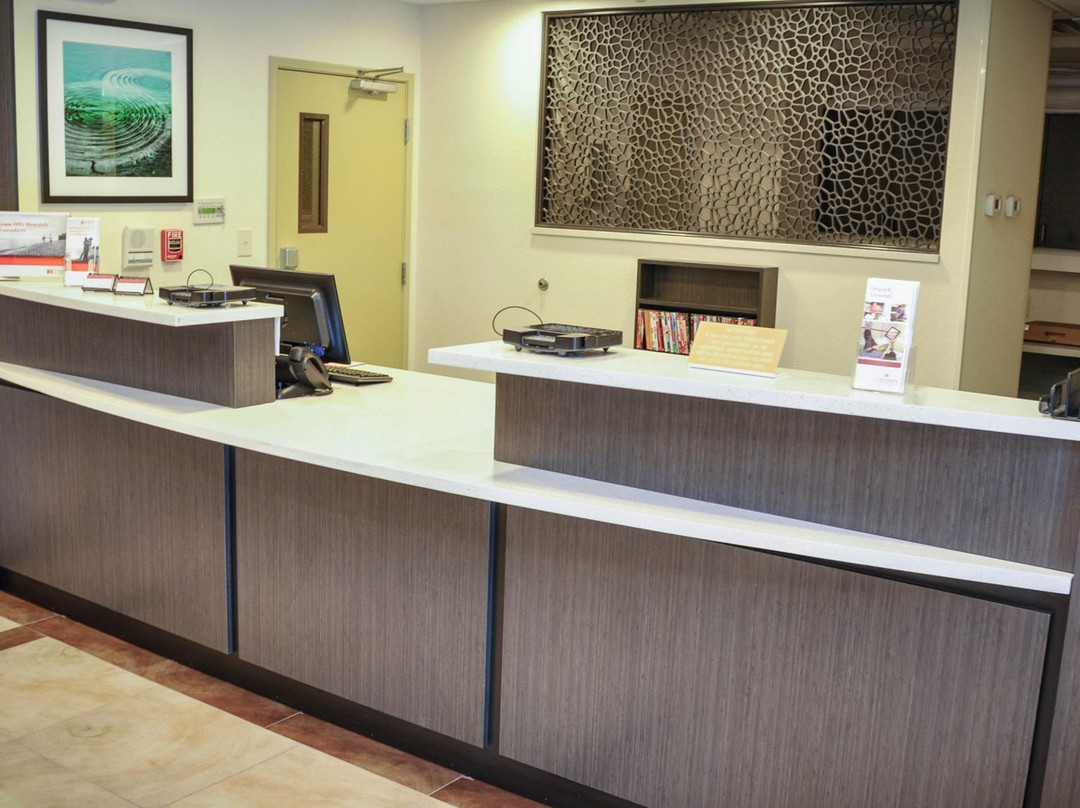 Candlewood Suites Pearl By IHG主图