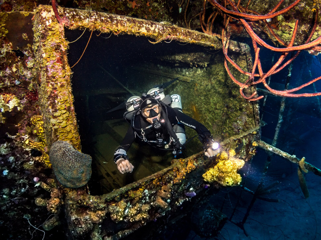 Technical Diving Services-Kralendijk必去景点