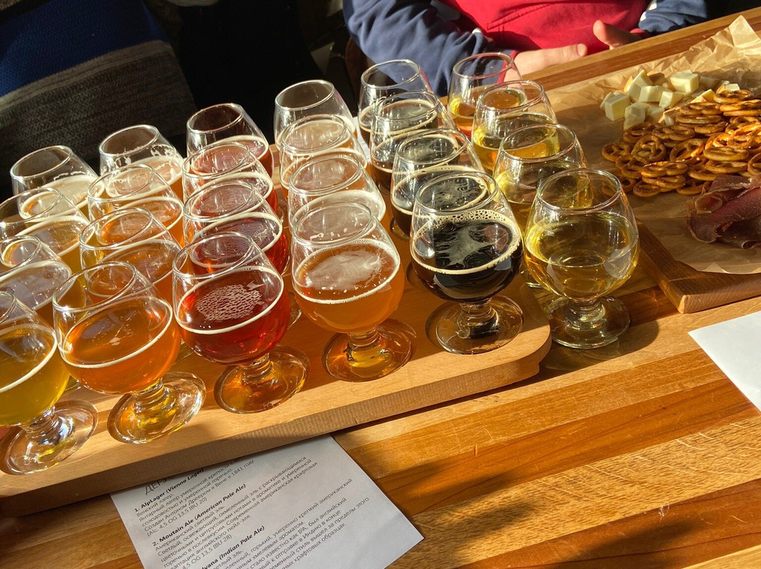 Endemic Mountain Brewery景点图片