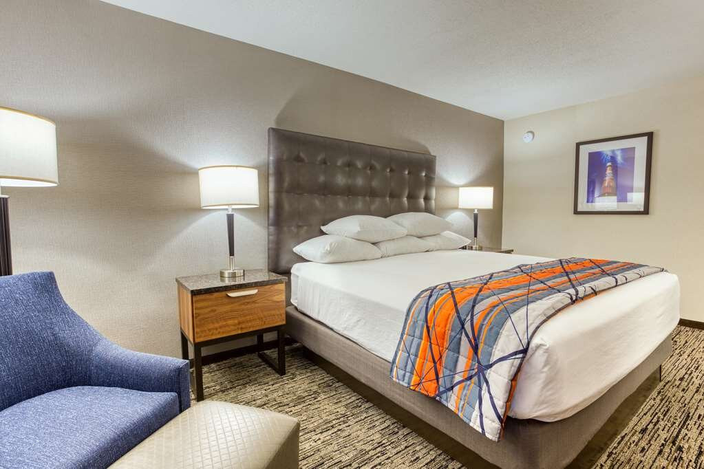 Drury Inn & Suites St. Louis Collinsville主图