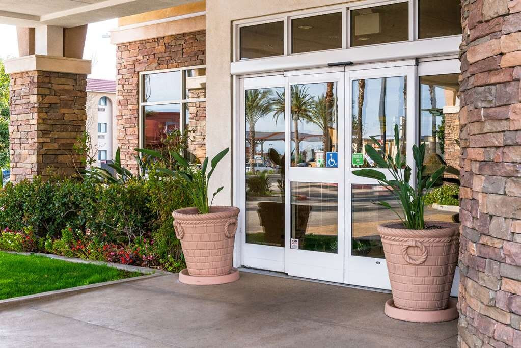 Comfort Suites Ontario Airport Convention Center主图
