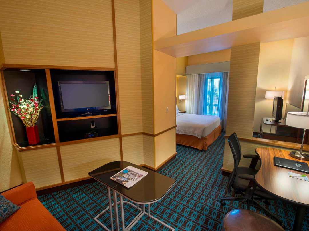 蒂夫顿费尔菲尔德客栈及套房酒店主图