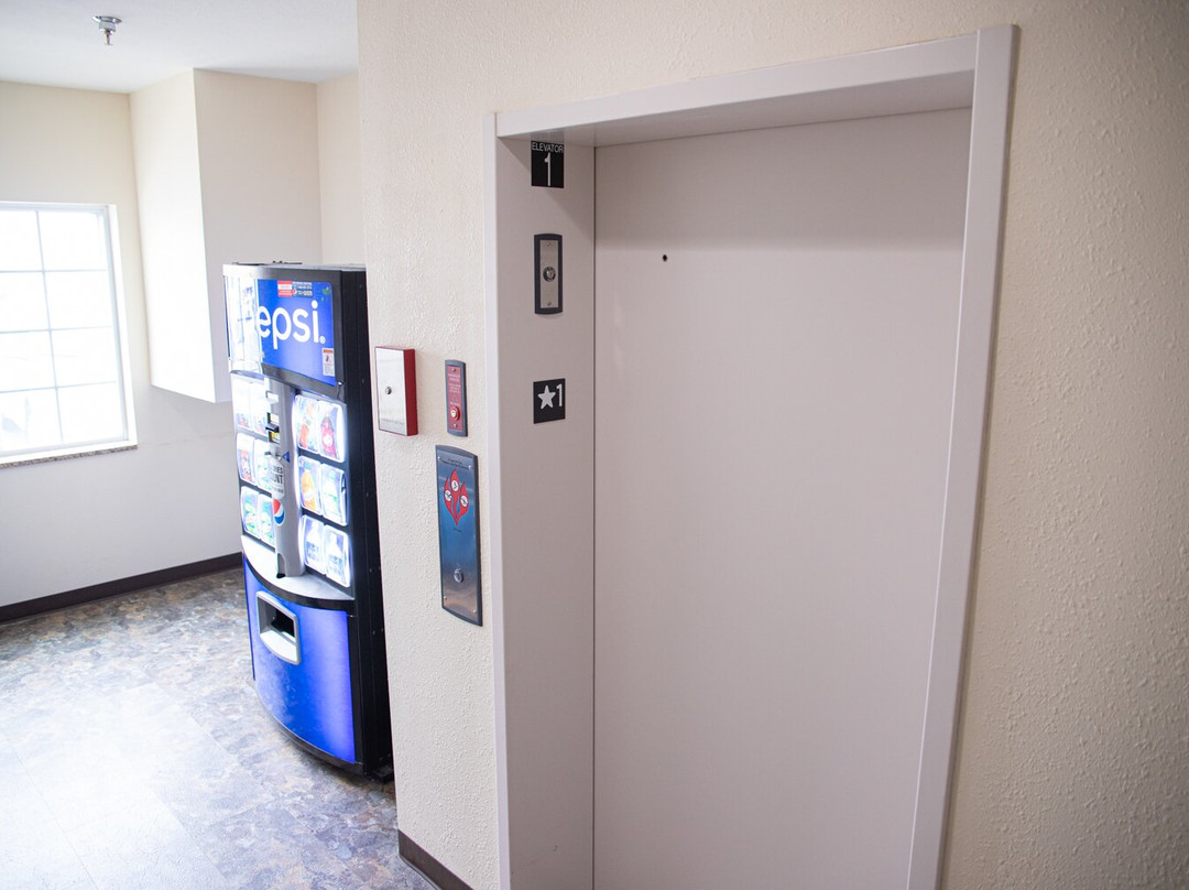 白楼套房酒店主图