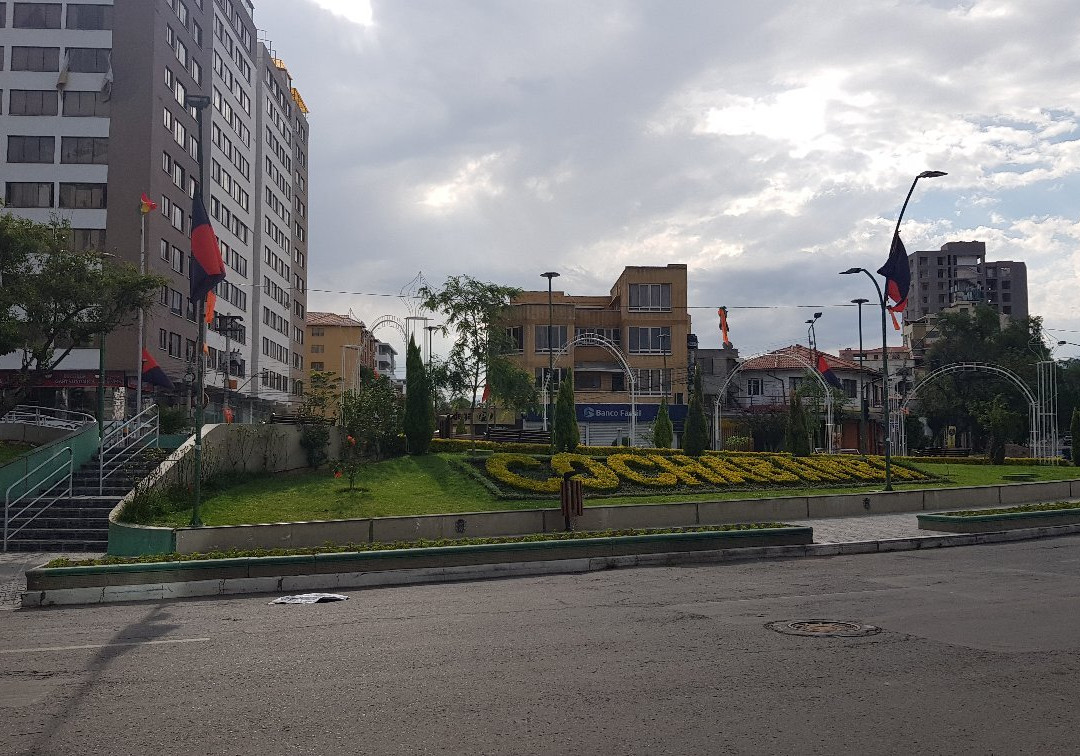 Camino Plaza Hotel主图