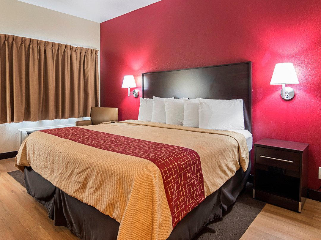 Red Roof Inn & Suites Lake Orion / Auburn Hills主图