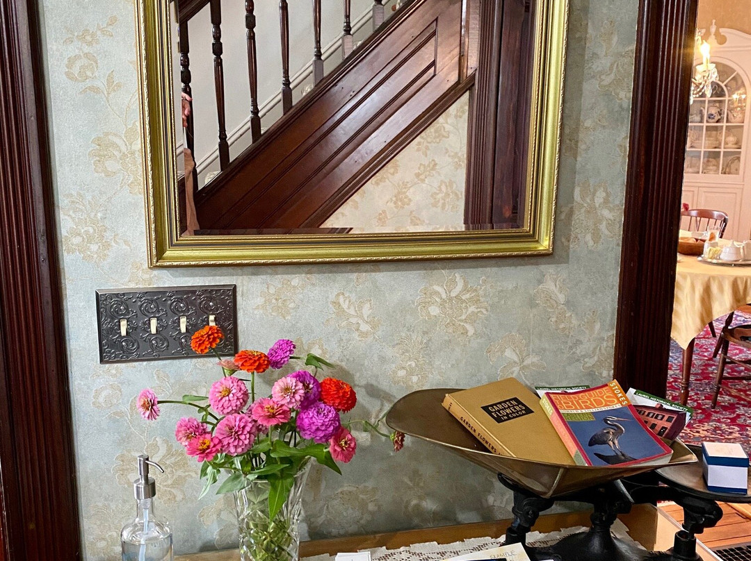 Laurel Manor House Bed and Breakfast主图