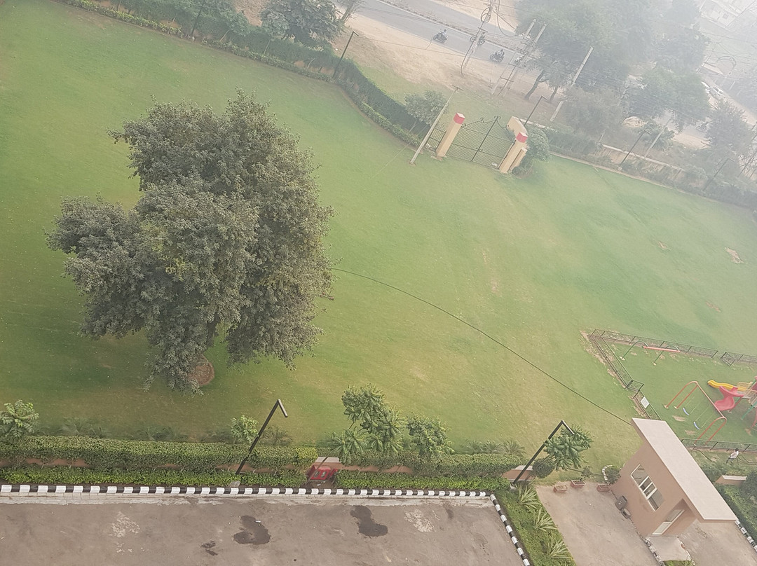 Lemon Tree Hotel, Sohna Road, Sector 68, Gurugram主图