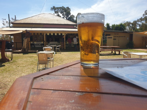 Nindigully Hotel主图