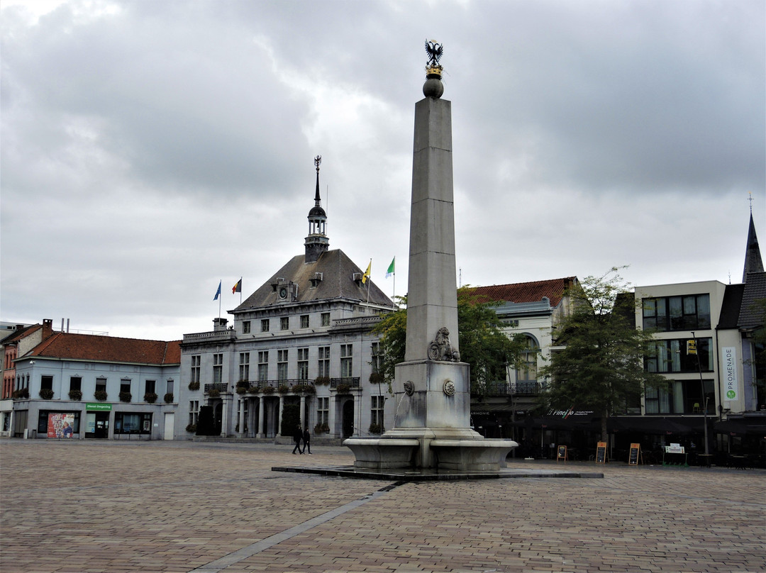 Ronse Obelisk-Ronse必去景点
