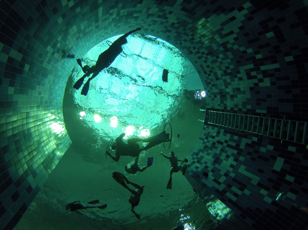 Complexe Aquatique L'Emeraude景点图片