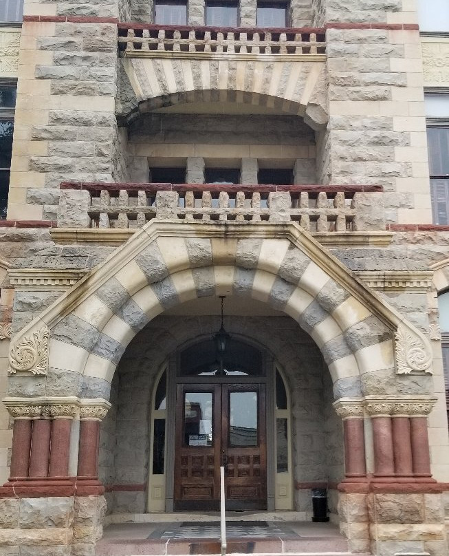 Fayette County Courthouse景点图片