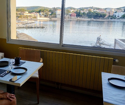 高尔夫酒店主图