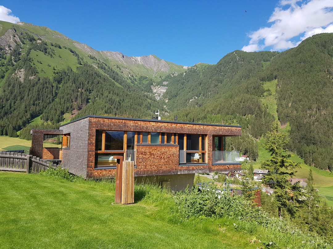 Gradonna Mountain Resort Chalets & Hotel主图