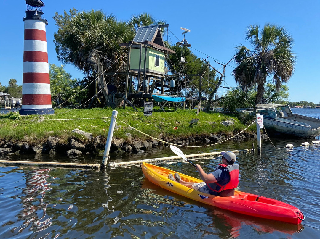 Monkey Island Riverside Resort主图