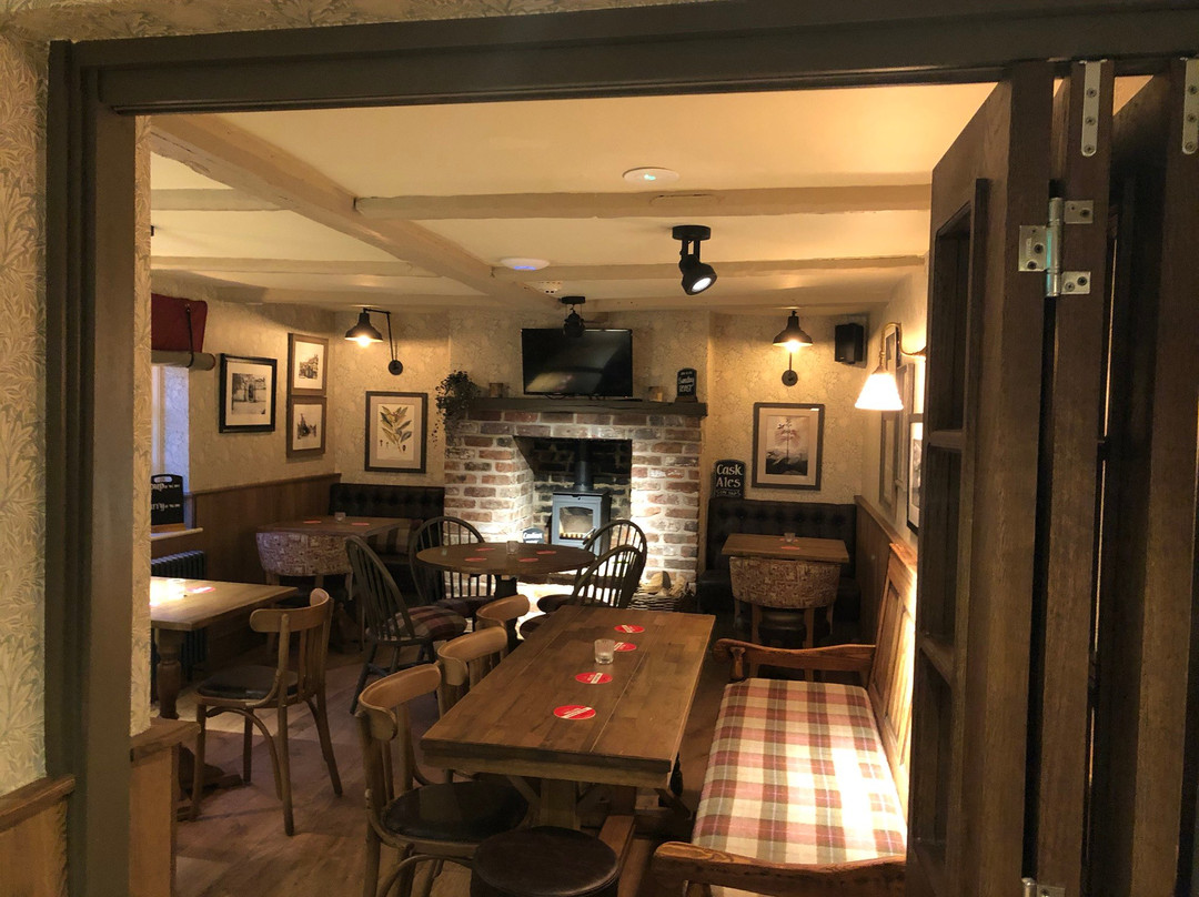 Red Lion Little Budworth主图