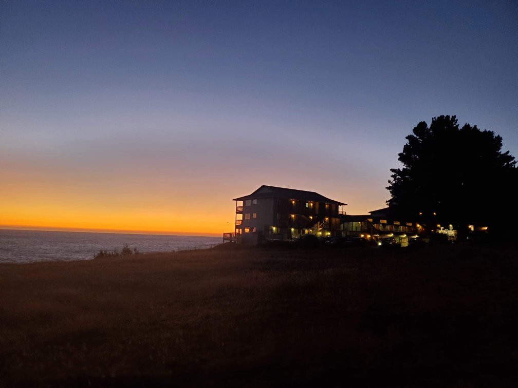 Inn Of The Lost Coast主图