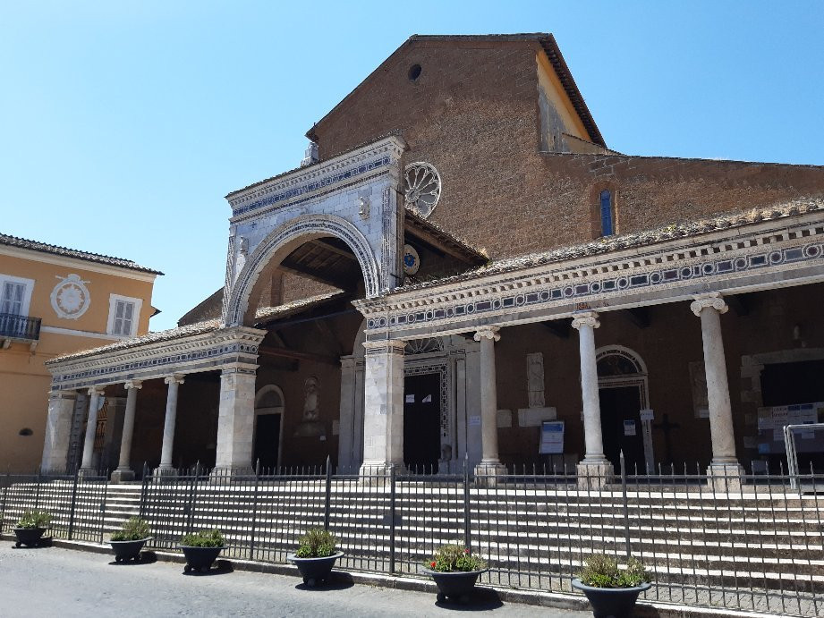 Civita Castellana Cathedral景点图片