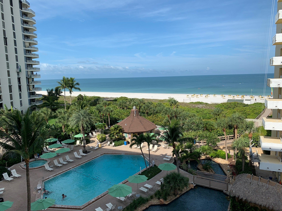 The Charter Club of Marco Beach主图