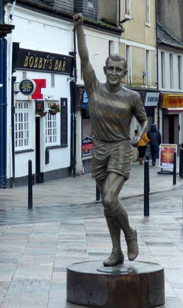Bobby Lennox's Statue