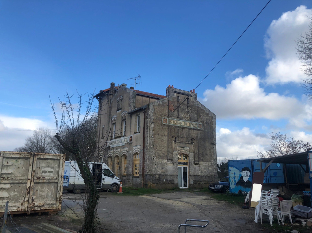 Saint-Romain-de-Benet旅游攻略图片