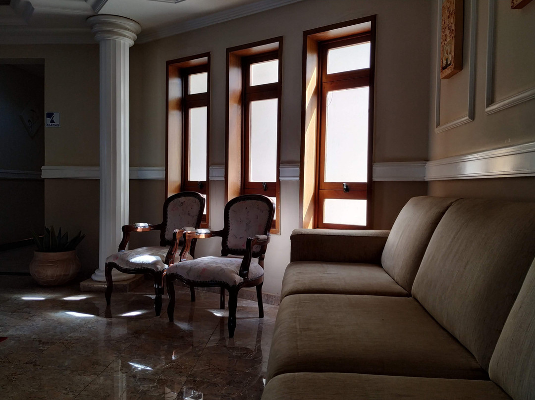 Paradise Inn Hotel主图