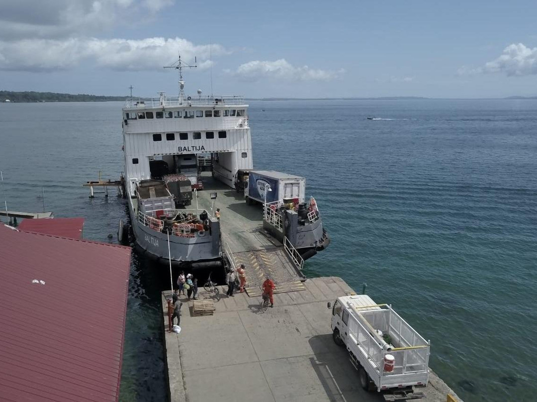 Regular ferry connection to Bocas town