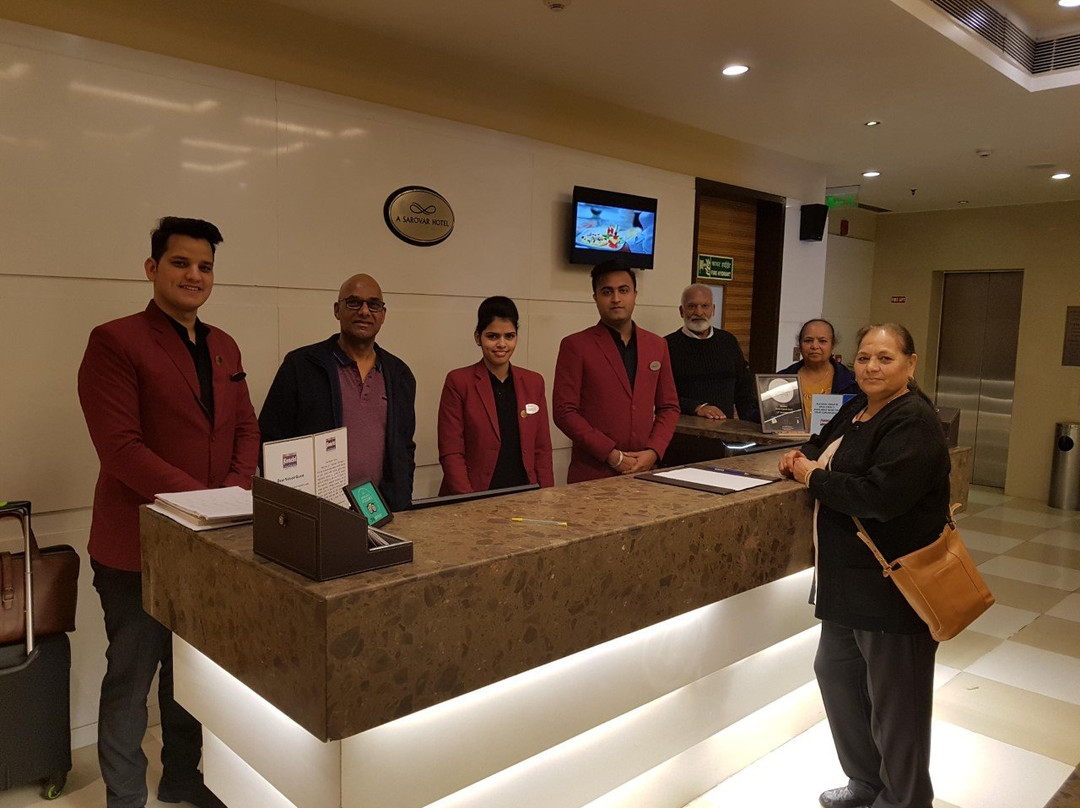 昌迪加尔赫穆特酒店主图